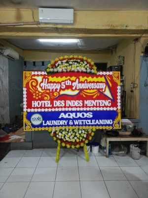 Papan Bunga di Bantarkaret Nanggung
