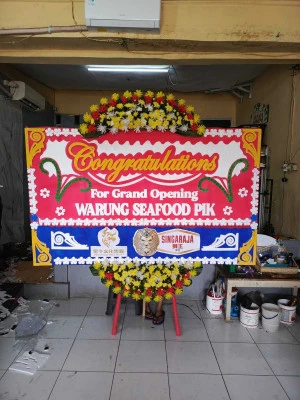 Papan Bunga di Bantarkaret Nanggung
