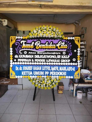 Papan Bunga di Bantarkaret Nanggung